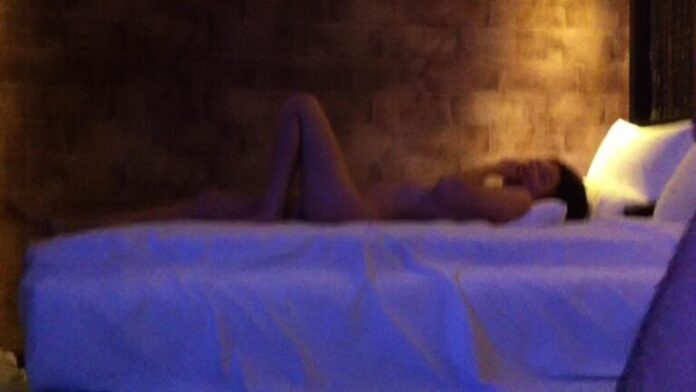 Korean Amateur Video 2026 – 황금벽 모텔 full버젼 Korean Amateur Video 2026 – 황금벽 모텔 full버젼