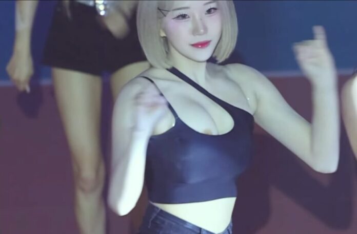 Korean Amateur Video 2026 – 박은성 치어리더 유륜노출 다른 버전 Korean Amateur Video 2026 – 박은성 치어리더 유륜노출 다른 버전