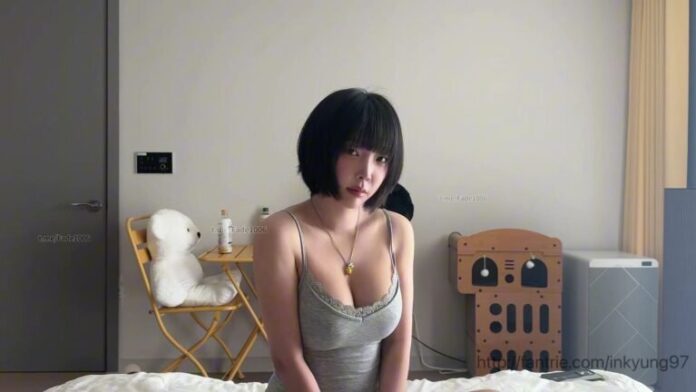 Korean Amateur Video 2026 – 강인경 팬트리 Korean Amateur Video 2026 – 강인경 팬트리